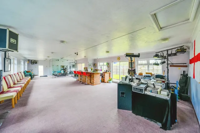 Brentfield Road, Dartford, DA1, photo 2