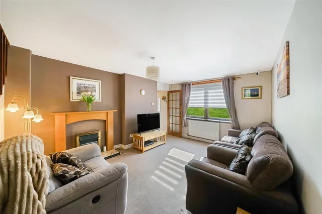 Photo 2 — Braehead Road, Cumbernauld, Glasgow, North Lanarkshire, G67
