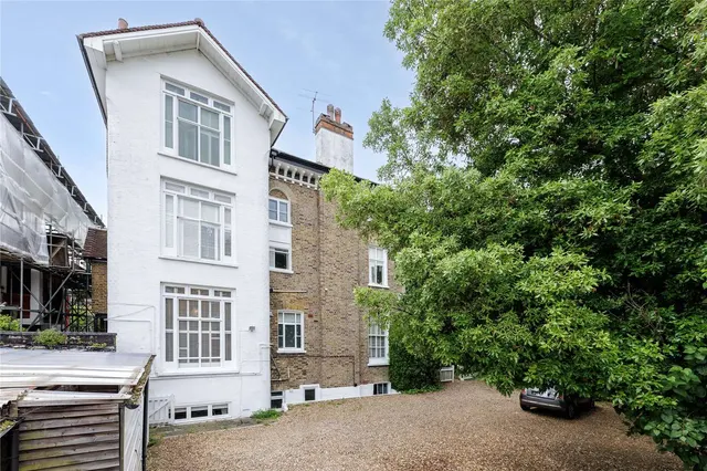 Photo 2 — Lansdowne Road, Wimbledon, London, SW20 8AP