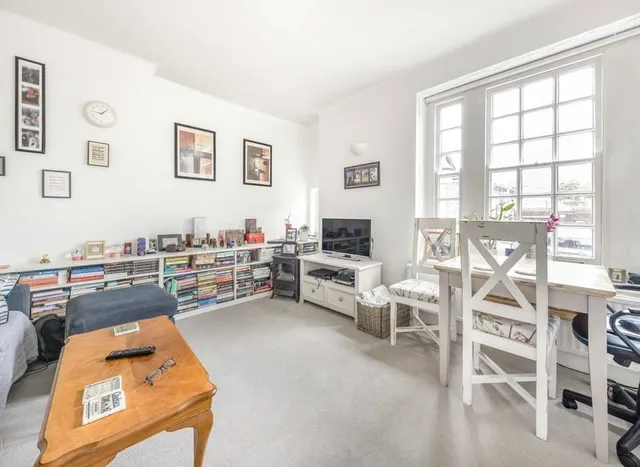 Photo 2 — Paradise Road, Richmond, TW9