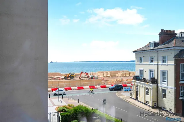 South Parade, Southsea, PO4, photo 3