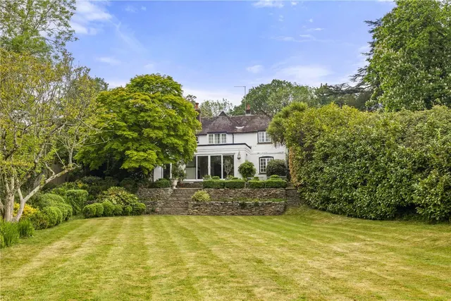 Stovolds Hill, Cranleigh, Surrey, GU6 8LE, photo 1