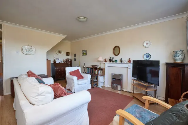 Walnut Tree Close, Wells, BA5, photo 2