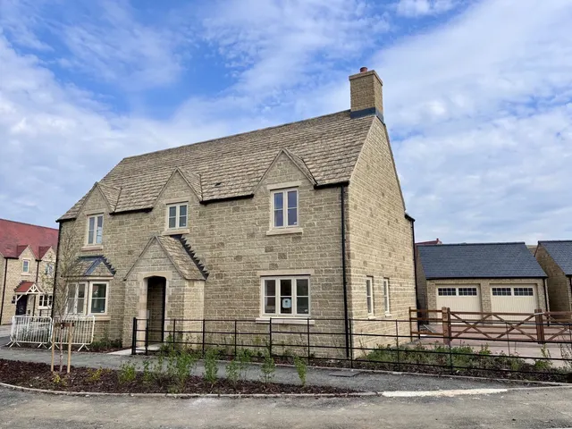 Ampney Meadows, Down Ampney, Cirencester, photo 1