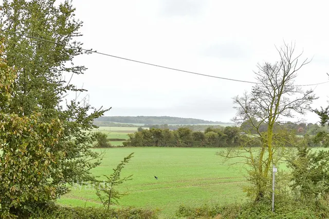 Archers Court Road, Whitfield, CT16, photo 2