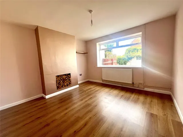 Photo 3 — Belmont Drive, Saltney Ferry, Chester, Flintshire, CH4 0AL