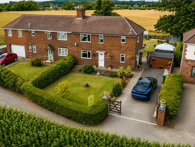 Sunningdale, Somerwood, Rodington SY4 4RD, photo 1