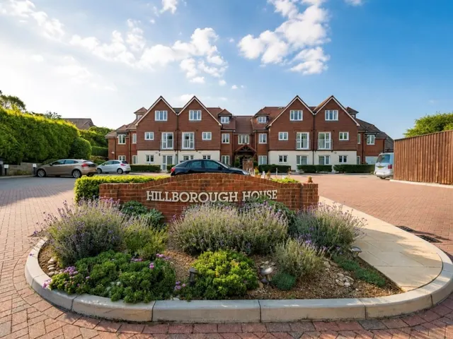 Little Common Road, Bexhill on Sea, photo 1