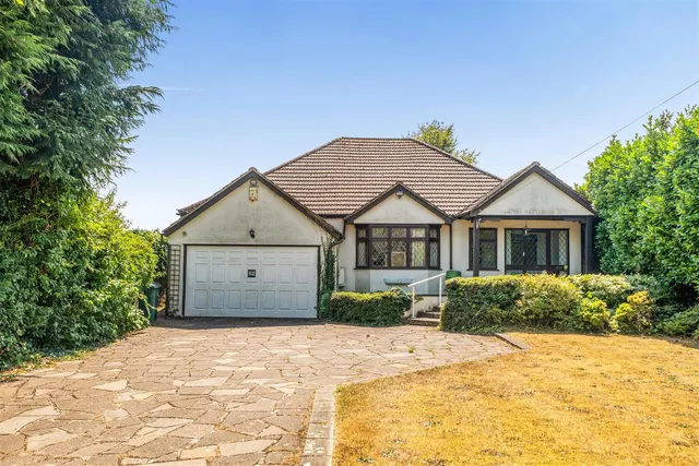 Green Lane, Lower Kingswood, Tadworth, KT20 6TL, photo 1