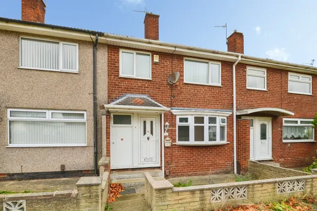 Midville Walk, Middlesbrough, TS3, photo 1
