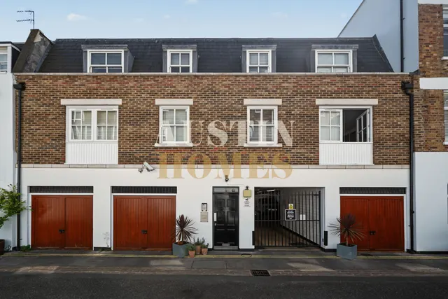 Photo 3 — Brook Mews North, London, W2
