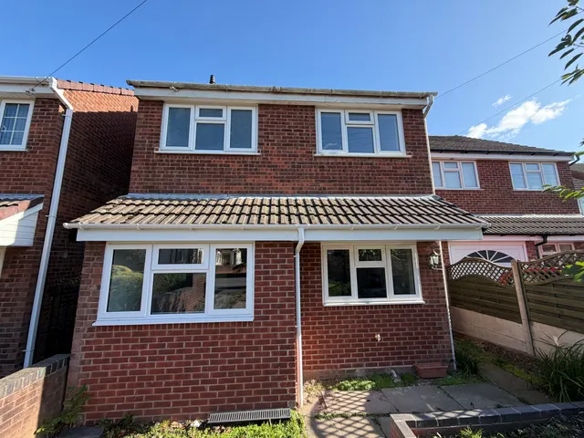 Browns Lane, Dordon, photo 1