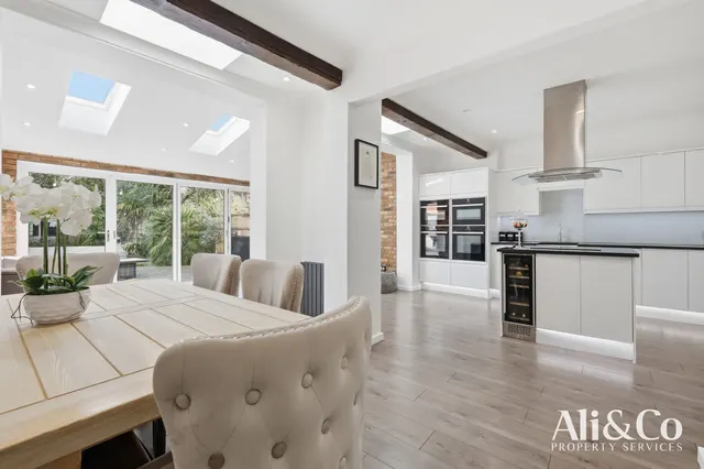 Photo 2 — College Avenue, Grays, Essex, RM17 5UH