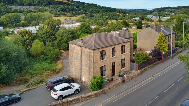 Manchester Road, Linthwaite, HD7, photo 1