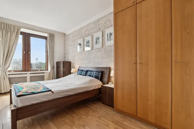 Belvedere Road, London, SE1, photo 1