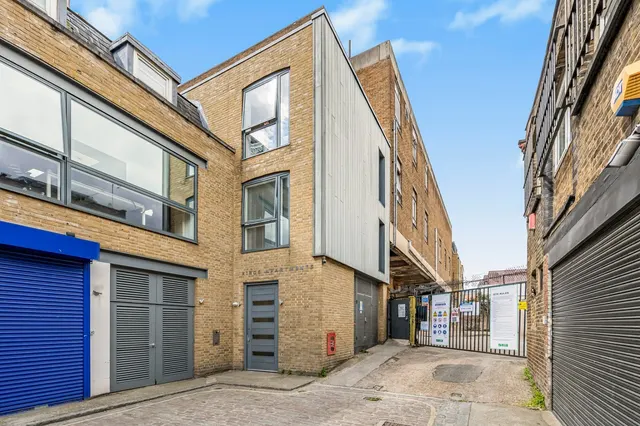 Kings Terrace, London, NW1, photo 2