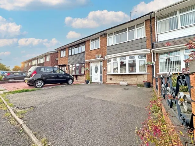 Bertram Close, Tipton, DY4, photo 1
