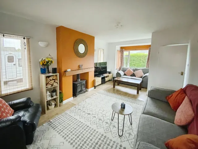 Aldbrough Road, Hull, HU11, photo 3