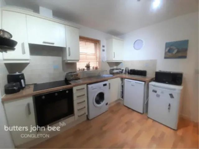 Fairfax Close, Biddulph, photo 3