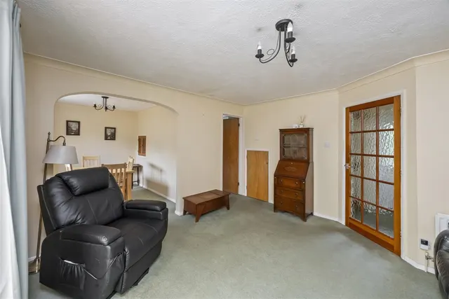 Photo 2 — The Laurels, Uckfield, TN22 1XE
