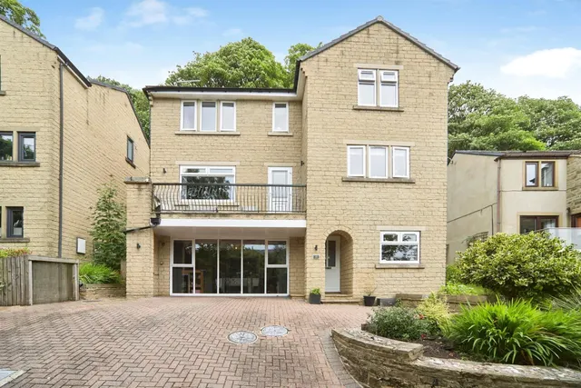 Moorbottom Lane, Bingley, BD16, photo 1