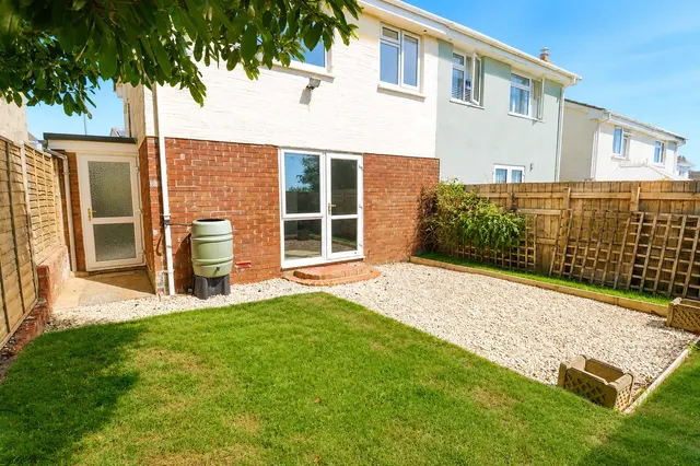 Howards Close, South Molton, EX36, photo 3