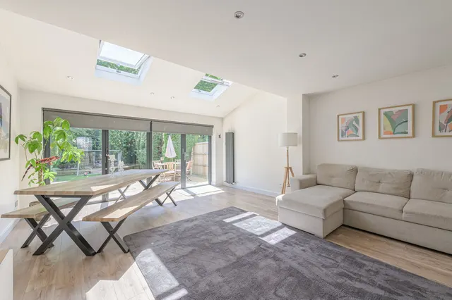 Photo 3 — Sutherland Road, Cheslyn Hay