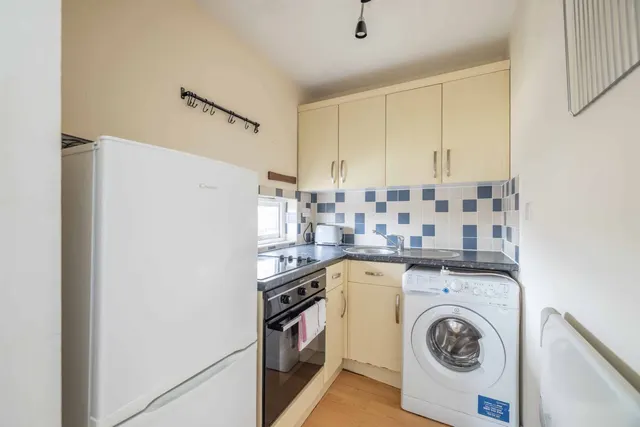 Photo 2 — Holmlea Road, Datchet, Berkshire, SL3 9HG