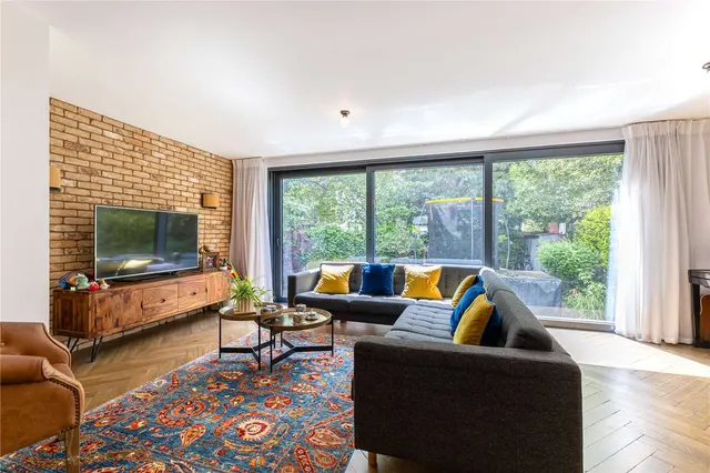Amerland Road, Putney, London, SW18 1PZ, photo 1