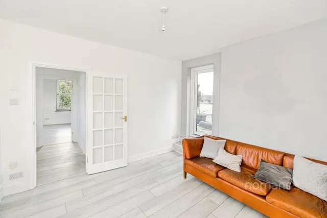 Highcliffe Road, Winchester, SO23, photo 2