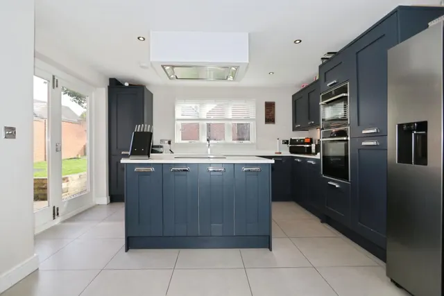 Iris Close, Appleby Magna, DE12, photo 3