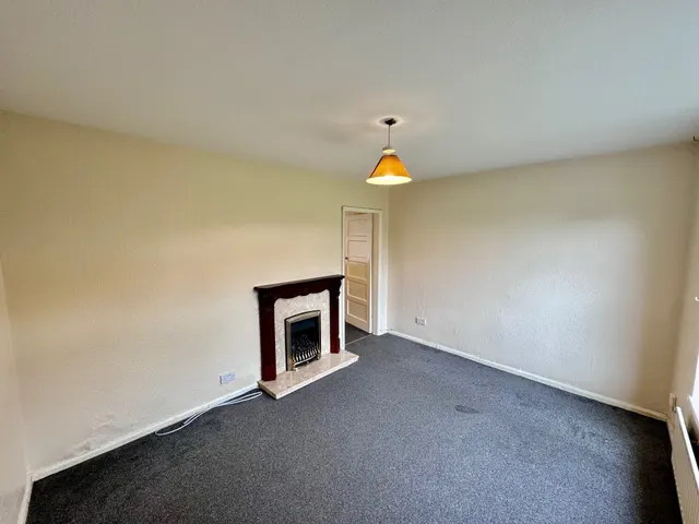 Photo 2 — Failsworth Close, Clifton, NG11