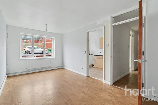 Redbury Close, Derby, DE1, photo 2
