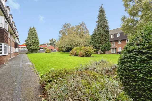 Wilmslow Road, Didsbury, M20, photo 2