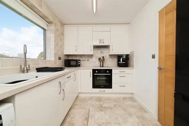 Wentworth Close, Willerby, HU10, photo 2