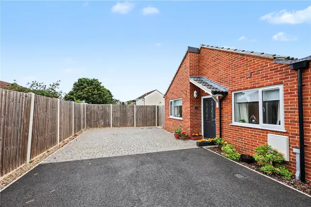 Photo 2 — Haverscroft Close, Taverham, Norwich, Norfolk, NR8