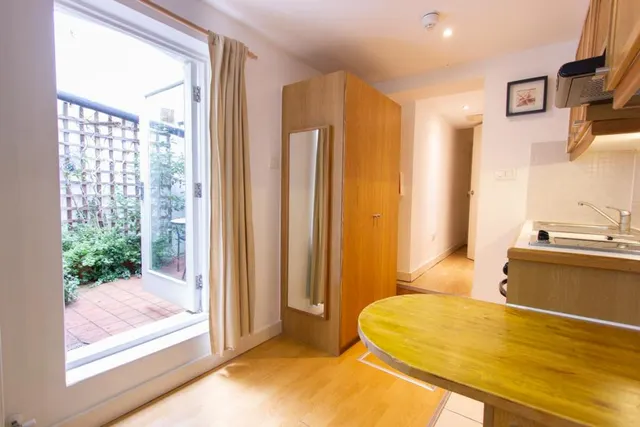 North Gower Street, Euston, NW1, photo 2
