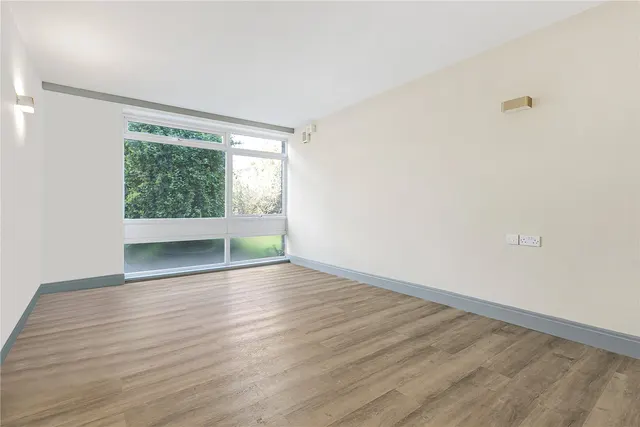 Upper Richmond Road, Putney, SW15, photo 2