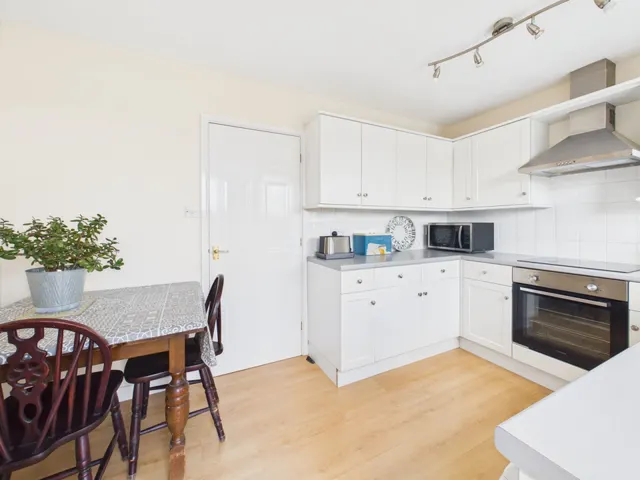 Octavia Place, Lydney, GL15, photo 2