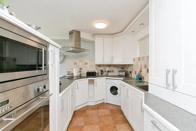 Deganwy Beach, Conwy, LL31, photo 2