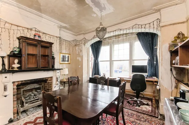 Sutton Park Road, Seaford, BN25, photo 2