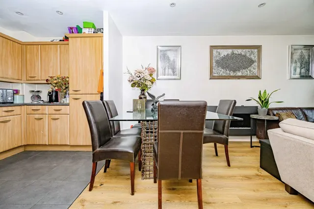 Parkhouse Court, Hatfield, AL10, photo 3