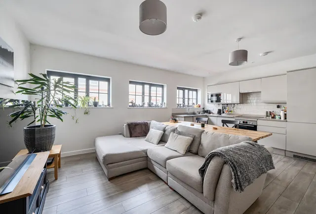 Photo 2 — The Island, Somerset, Midsomer Norton, BA3 2FP