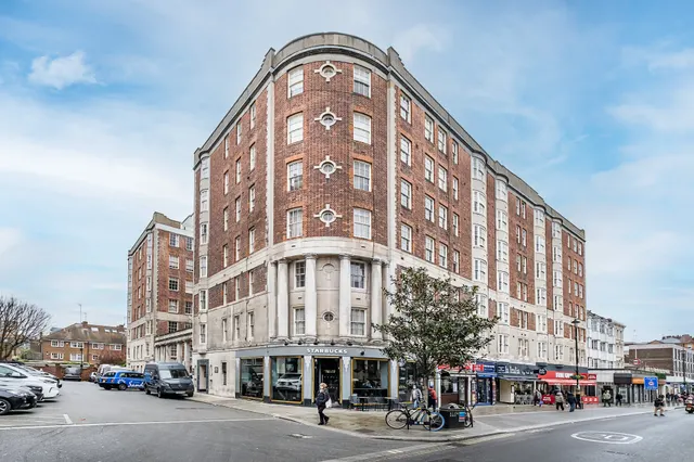 Princess Court, Queensway, London, W2, photo 1