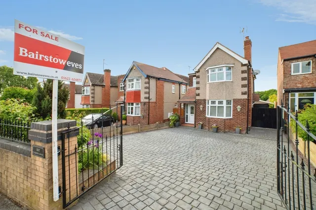 Eakring Road, Mansfield, Nottinghamshire, NG18, photo 1