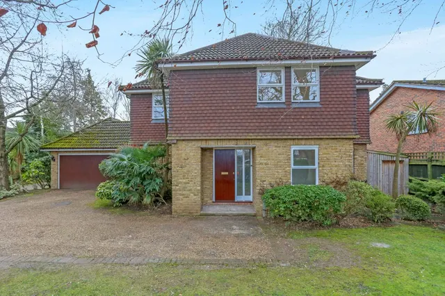 Bridleway Close, East Ewell, KT17, photo 1