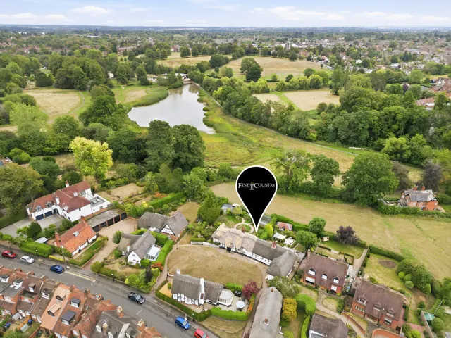 Castle Hill, Kenilworth, CV8, photo 3