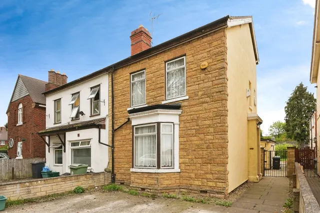 Coney Hill Road, Gloucester, Gloucestershire, GL4, photo 1