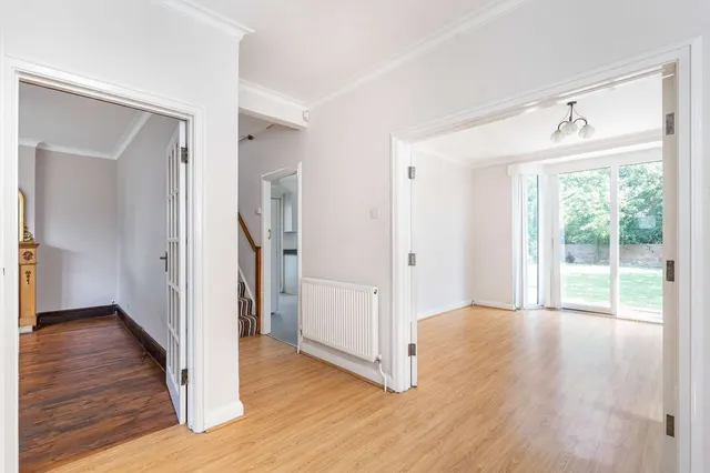 Photo 2 — Corringway, London, W5 3HA