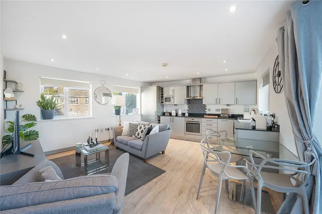 Lavender Hill, Battersea, SW11, photo 1